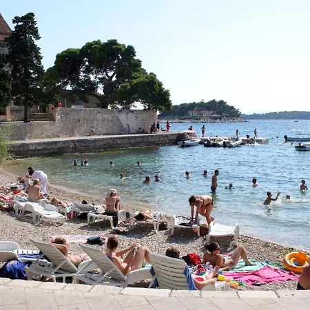 And By The Sea Hvar - 141 هفار